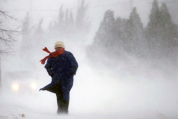 Синоптик от БАН: Снегът ще затрупа България в събота
