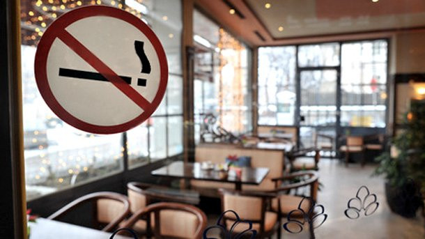 Ето как да пушите в заведение, без да нарушавате закона!