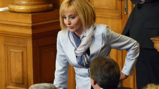 Читатели търсят сметка на Мая Манолова, след като ЕК ще ни съди?