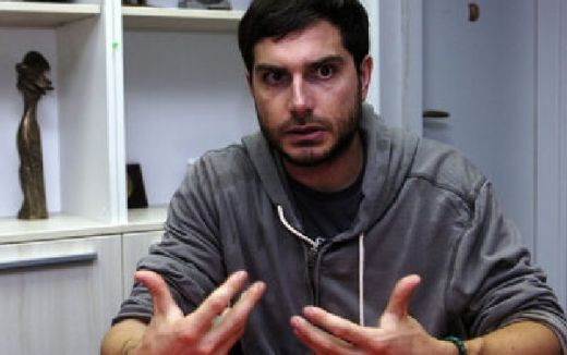 Димитър Кенаров - български журналист, е бил нападнат в Крим!