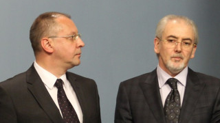 Ще се отрази ли конфликтът между Лютви Местан и Станишев на кабинета?