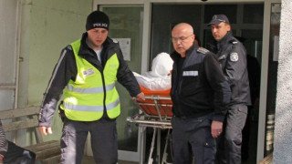Лекари от ВМА с мрачни прогнози за ранените полицаи в Лясковец