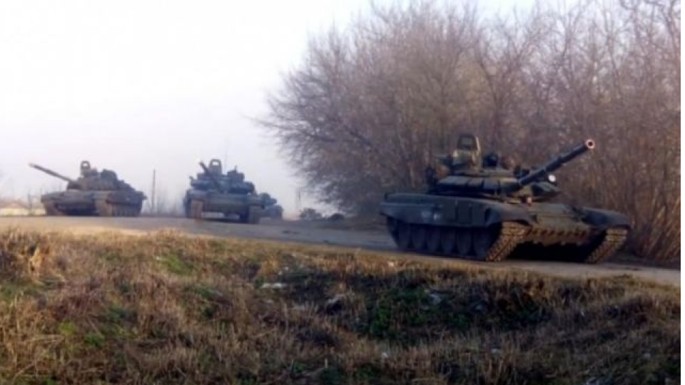 Русия разположи танковата си дивизия на границата с Украйна!