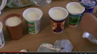 Киселото мляко - истинско или не: Как да разберем? (Видео)