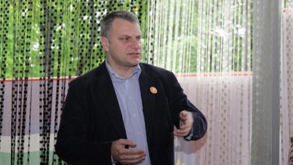 Петър Курумбашев: Напуснах парламента, защото е в интерес на БСП