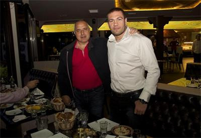 Кубрат Пулев празнува рождения си ден с Бойко Борисов (Снимки)