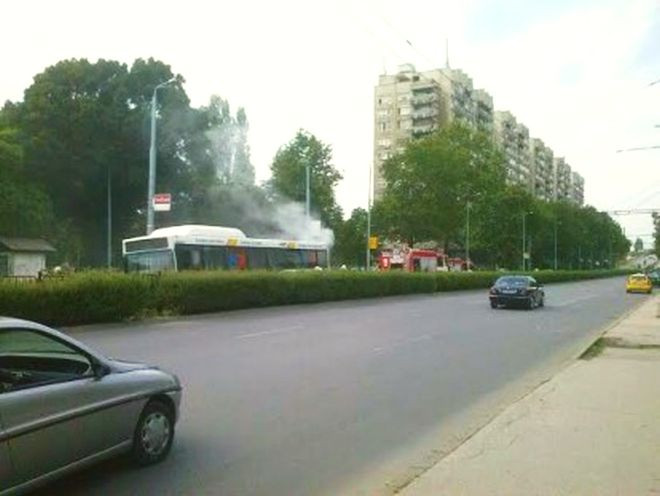 Инцидент в Пловдив, автобус горя
