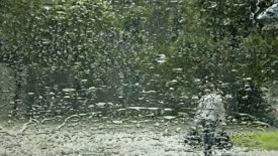 Пороен дъжд удави Бургас