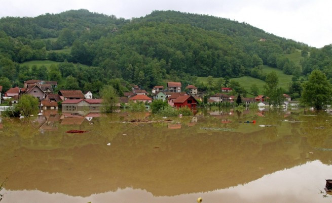 Създаден е екип да не плъзне зараза във Варна след наводнението