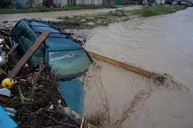 Трагедия! Броят на жертвите на ужасяващото наводнение във Варна нараства