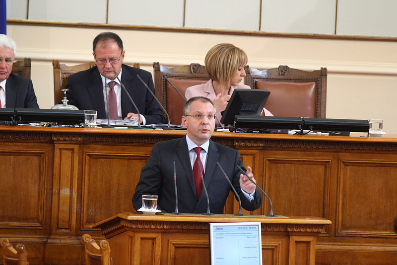 Сергей Станишев аут от Народното събрание