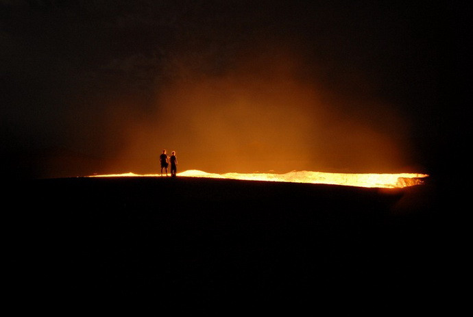 Врата към ада: Огнена яма в Туркменистан гори 40 години