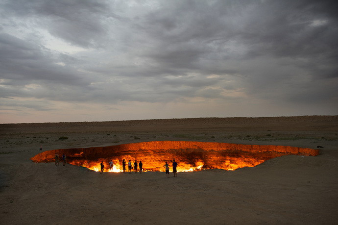 Врата към ада: Огнена яма в Туркменистан гори 40 години