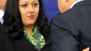 Лиляна Павлова се стяга за премиерския пост