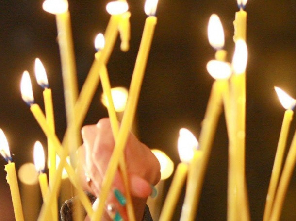 Църковните свещи поскъпнаха двойно