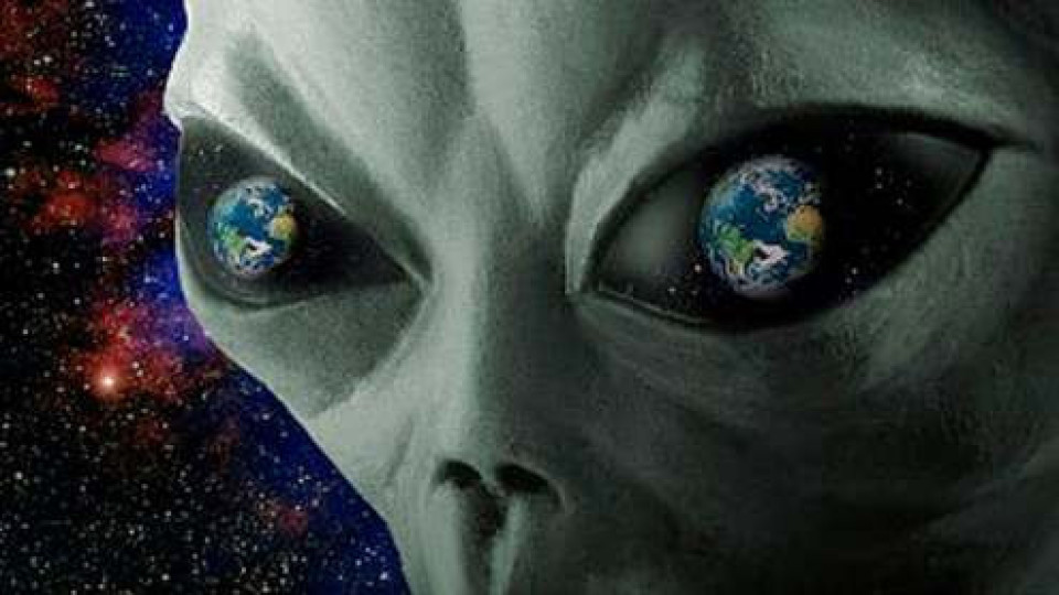 Топ 10 на най-невероятните теории за извънземни
