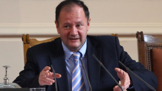 Лъсна коварният план на Михаил Миков