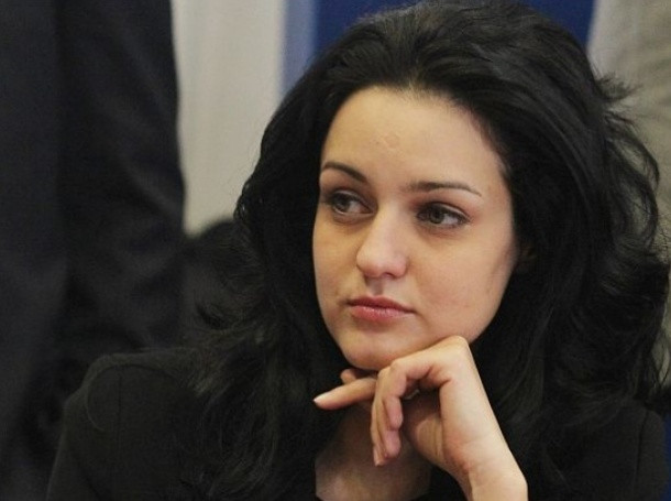 Калина Крумова напуснала Бареков, за да прави партия
