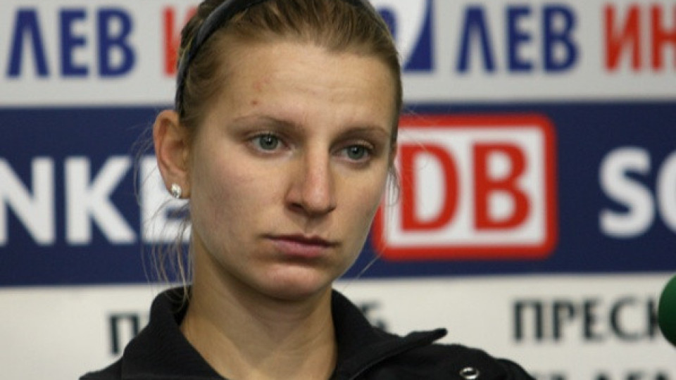 Сесил Каратанчева се натиска пак да играе за България