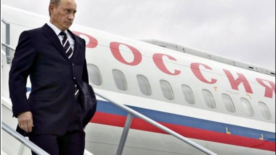 Лукс! Владимир Путин със “златен” самолет в Белград