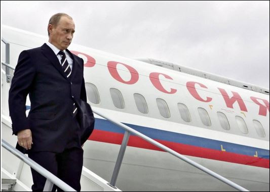 Лукс! Владимир Путин със “златен” самолет в Белград