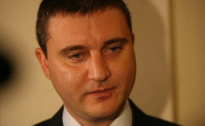 Финансовият министър Владислав Горанов развърза кесията