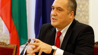 Слави Бинев подаде оставка! Вижте първите му думи