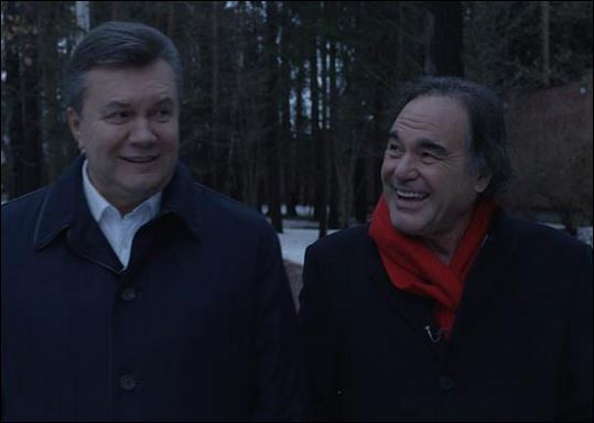 Виктор Янукович пред Оливър Стоун: Запада играе мръсна игра с Украйна