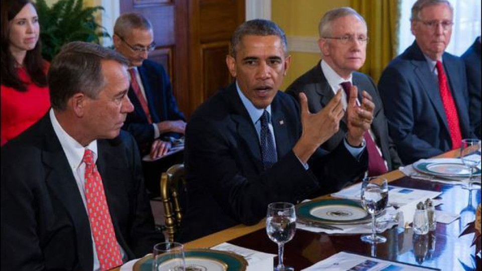 „Разпънаха“ Обама в САЩ заради липсата му на похода в Париж