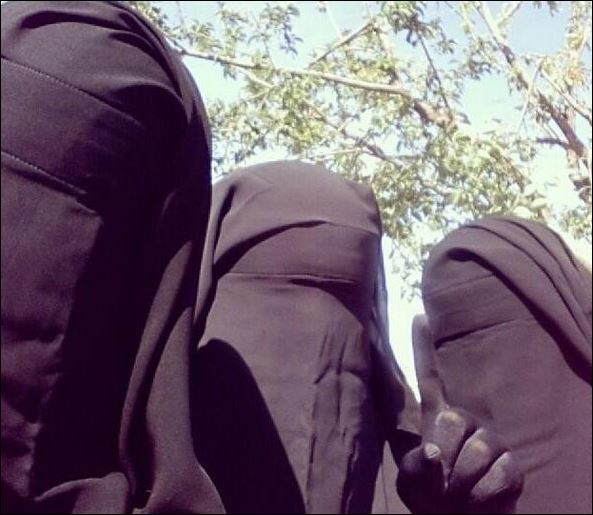 Ислямска държава с нов манифест: Омъжваме момичетата на 9 години!