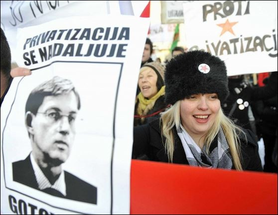 Протести в Словения срещу приватизацията: Държавата не се продава!