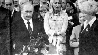 Кръщелницата на Путин Ксения Собчак заплашена със смърт!