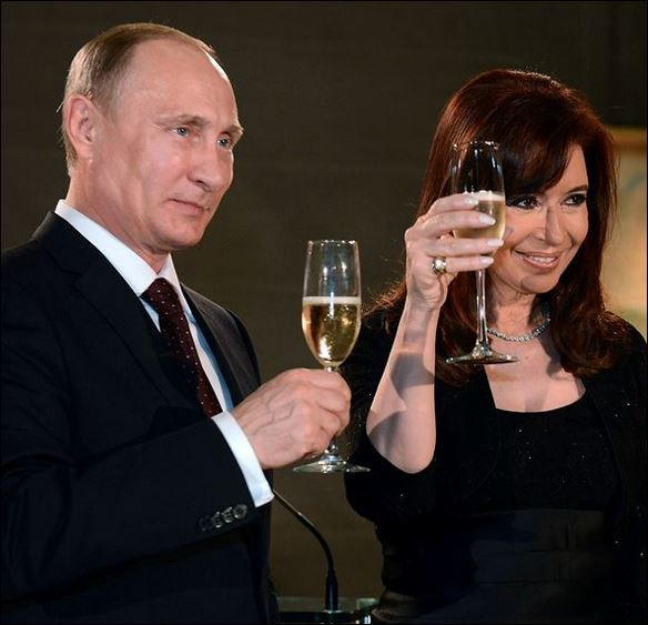 Кристина Кирхнер очарована от Путин (Аржентина сключи съюз с Русия)