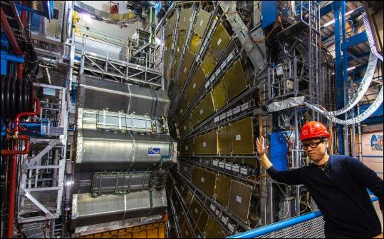 ЦЕРН рестартира колайдера (Ще търсят тъмната материя)