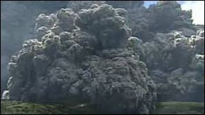 Япония обяви извънредна евакуация заради вулкан