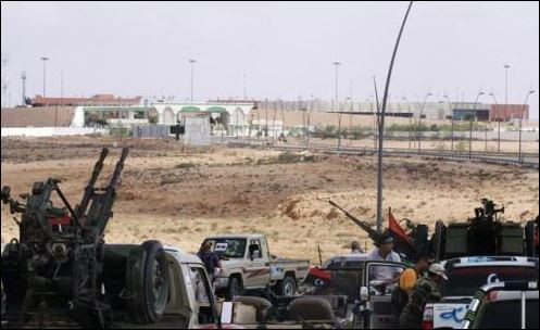 Ислямска държава нападна и Либия (Завзе летището в Сирт)