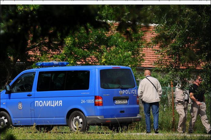 Взривиха Агенцията по животновъдство (Вижте версиите)