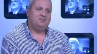 Коко Динев вдигна мерника на Емилия