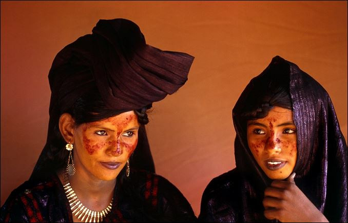 Митичните туареги: Вижте необикновените деца на Сахара