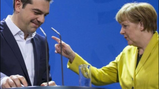 Ангела Меркел опрощава дълга на Гърция? (Но се отказват от еврото)