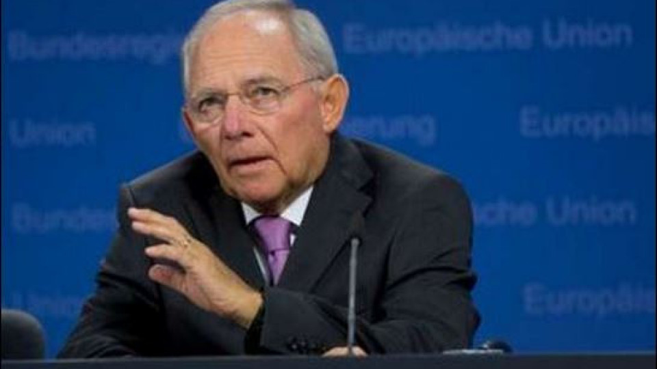 Волфганг Шойбле: Отписването на гръцкия дълг е нужно, но невъзможно