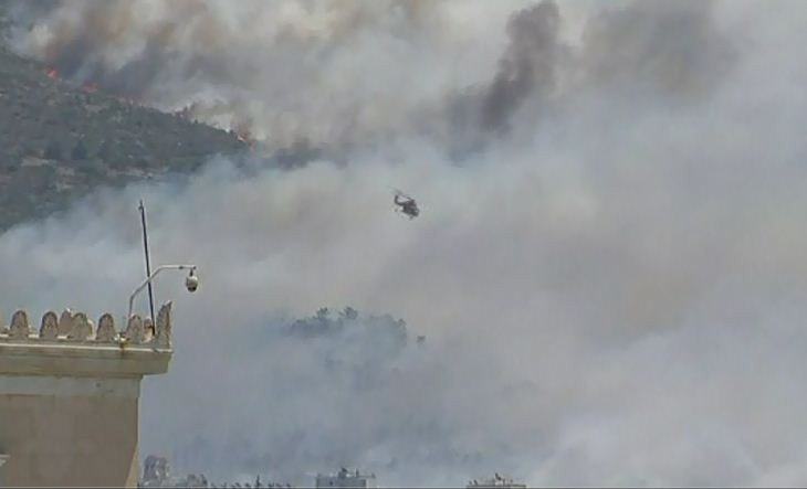 Огромни пожари в Гърция (Атина пред евакуация)