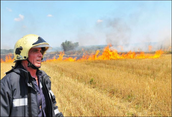 Пожари удариха България заради жегите (Утре се готвим за нова вълна)