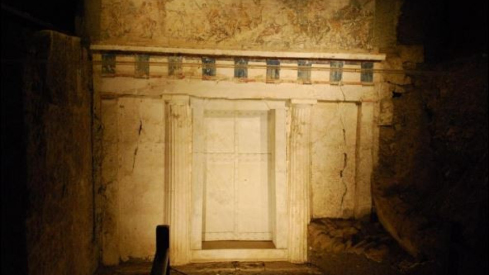 Гробницата на Филип Македонски открита! (Намериха останките му)