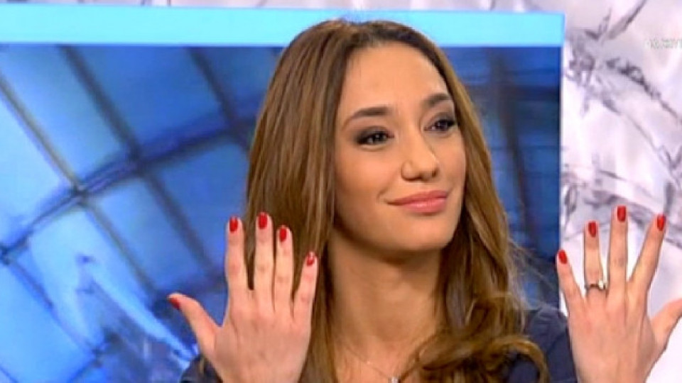 Мария Илиева носи годежен пръстен, вижте защо!