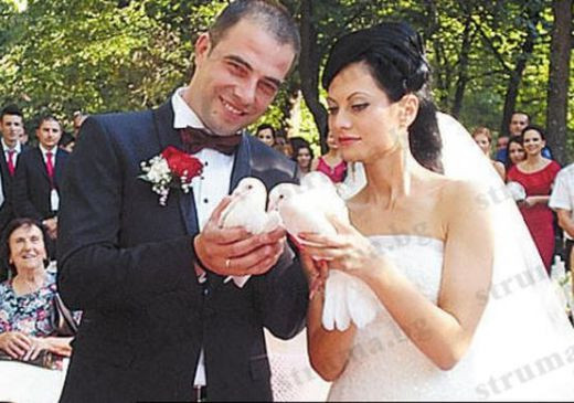 Севдалина и Валентин Спасови вдигнаха тежка сватба