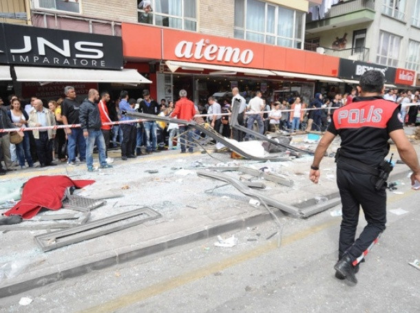 Атентати в Анкара взеха десетки жертви (Снимки)