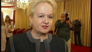 Алена предрече: Ще има бърза кармична разплата за непочтените кметове