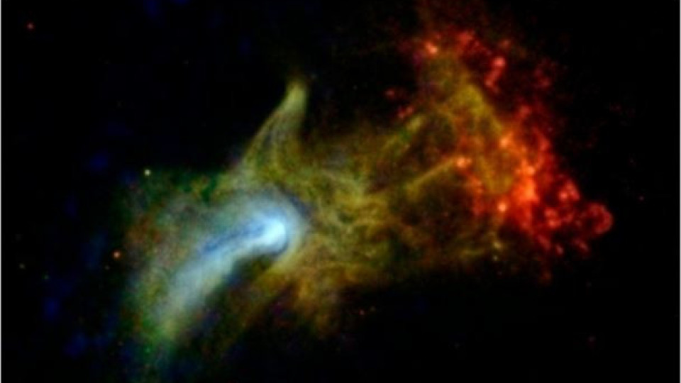НАСА с уникална снимка: Откриха ръката на Бог!