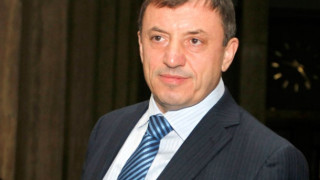 Колата на нападателите на Алексей Петров - изоставена до мястото на атентата